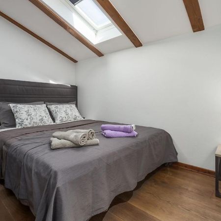 Rovinj Apartments ภายนอก รูปภาพ