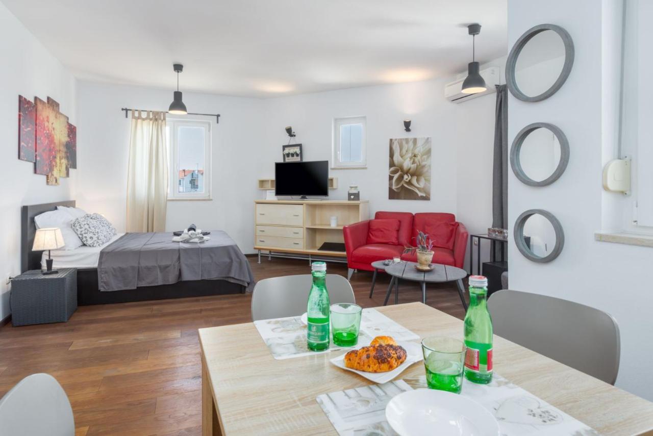 Rovinj Apartments ภายนอก รูปภาพ